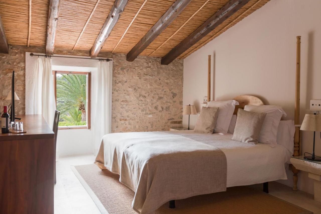 Monnaber Vell Hotell Campanet Exteriör bild