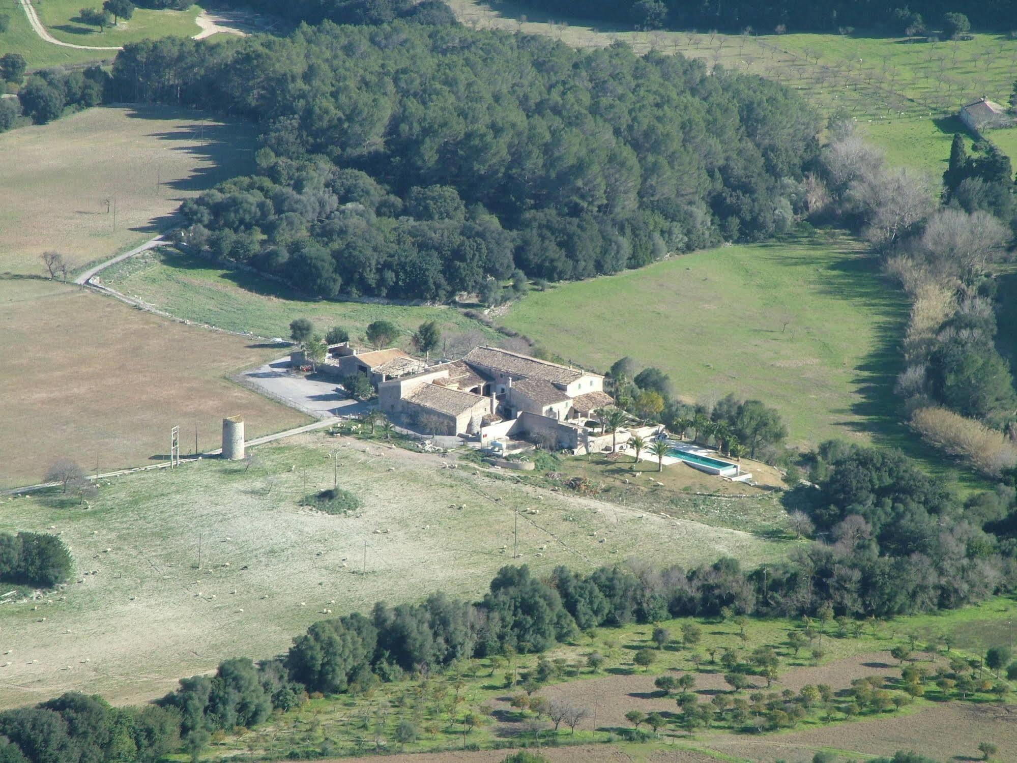 Monnaber Vell Hotell Campanet Exteriör bild