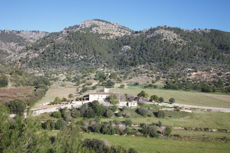Monnaber Vell Hotell Campanet Exteriör bild